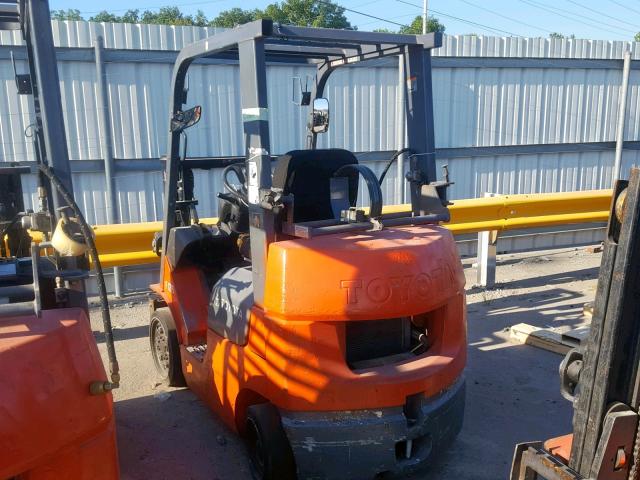 90319 - 2005 TOYOTA FORKLIFT ORANGE photo 3