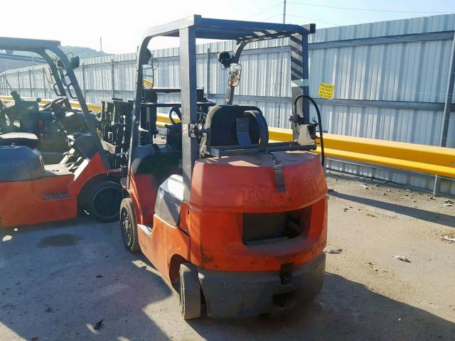 87837 - 2004 TOYOTA FORKLIFT ORANGE photo 3