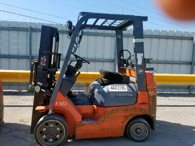 87278 - 2004 TOYOTA FORKLIFT ORANGE photo 9