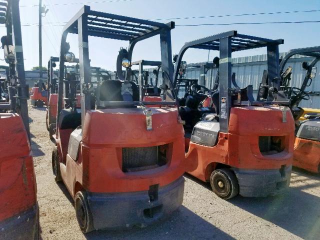 87049 - 2004 TOYOTA FORKLIFT ORANGE photo 3