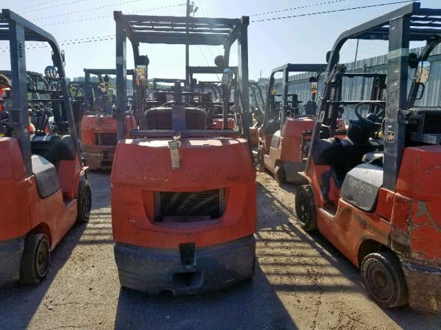 87049 - 2004 TOYOTA FORKLIFT ORANGE photo 6