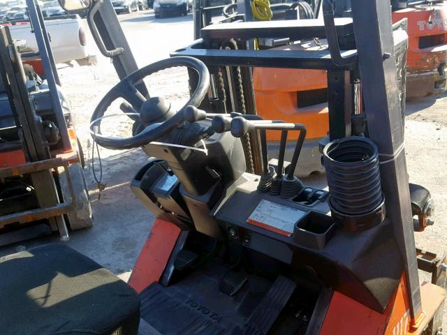 86985 - 2004 TOYOTA FORKLIFT ORANGE photo 5