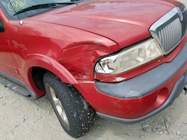 5LMFU28L8WLJ06219 - 1998 LINCOLN NAVIGATOR أحمر صورة 9
