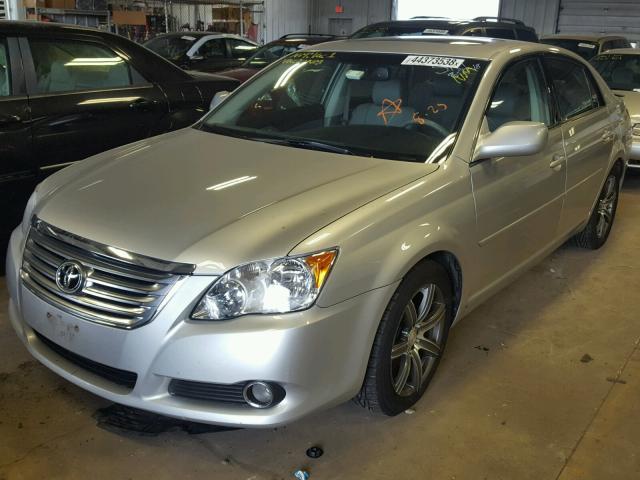 4T1BK36B58U313655 - 2008 TOYOTA AVALON XL SILVER photo 2