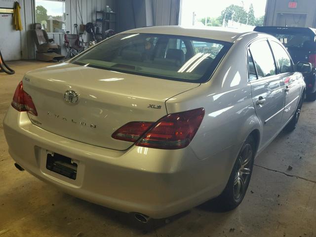 4T1BK36B58U313655 - 2008 TOYOTA AVALON XL SILVER photo 4