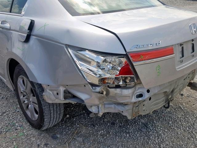 1HGCP2F46CA010840 - 2012 HONDA ACCORD LXP SILVER photo 9