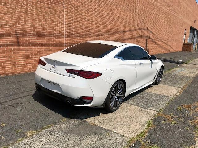 JN1EV7EK2HM362428 - 2017 INFINITI Q60 PREMIU WHITE photo 3