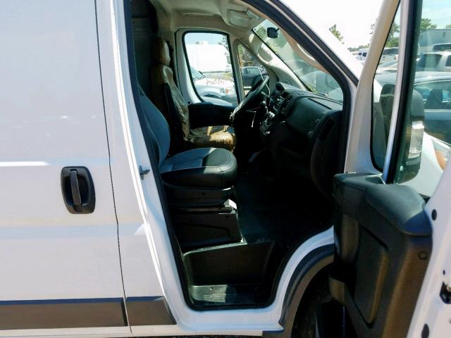 3C6TRVDG4HE546933 - 2017 RAM PROMASTER 白色 照片 5
