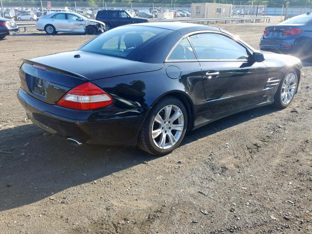 WDBSK71F47F131484 - 2007 MERCEDES-BENZ SL 550 BLACK photo 4