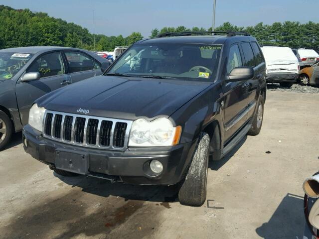 1J8HR58265C593650 - 2005 JEEP GRAND CHER BROWN photo 2