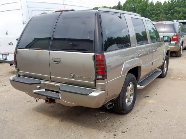 1GYEK13R3YR156860 - 2000 CADILLAC ESCALADE SILVER photo 4