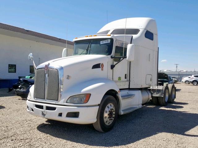 1XKAD49X19J247104 - 2009 KENWORTH CONSTRUCTI WHITE photo 2