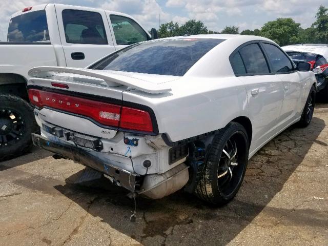 2C3CDXHG8EH267342 - 2014 DODGE CHARGER SX WHITE photo 4