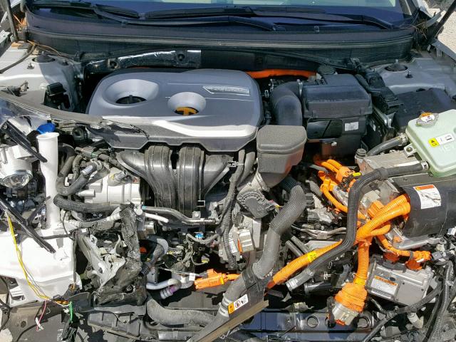 KMHE24L1XHA058498 - 2017 HYUNDAI SONATA HYB SILVER photo 7