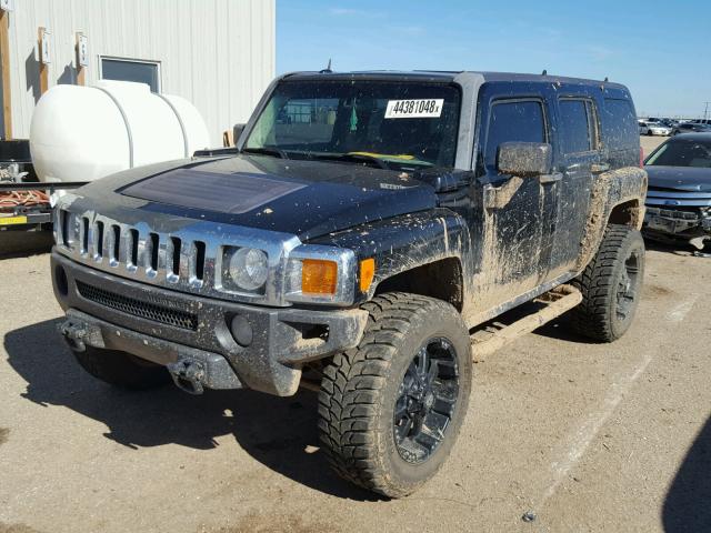 5GTDN136668172478 - 2006 HUMMER H3 BLACK photo 2