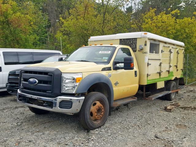 1FDUF5GT2BEC37989 - 2011 FORD F550 SUPER YELLOW photo 2