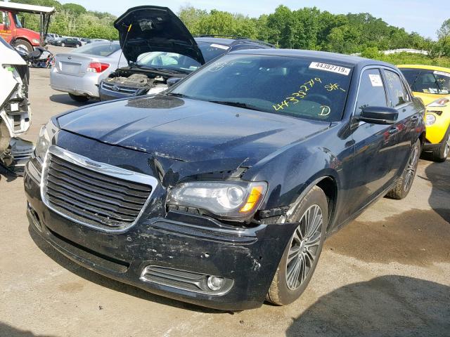 2C3CCAGTXEH179505 - 2014 CHRYSLER 300 S BLACK photo 2