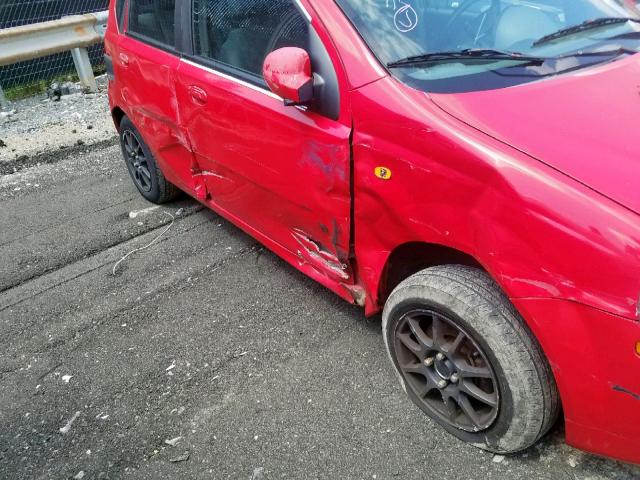 KL1TD62655B352404 - 2005 CHEVROLET AVEO BASE წითელი ფოტო 9