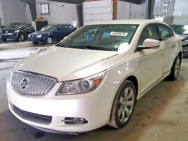 1G4GD5EGXAF259742 - 2010 BUICK LACROSSE C WHITE photo 2