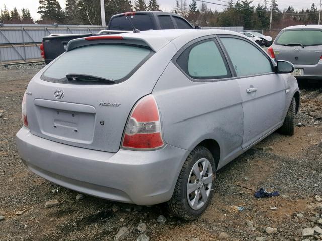 KMHCN35C28U092876 - 2008 HYUNDAI ACCENT BAS SILVER photo 4