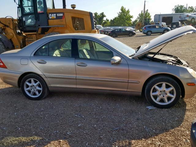 WDBRF61JX1F024481 - 2001 MERCEDES-BENZ C 240 TAN photo 9