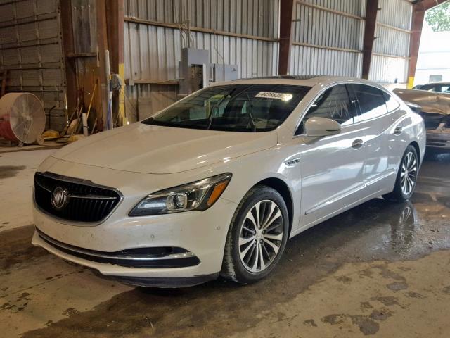 1G4ZR5SS9HU171595 - 2017 BUICK LACROSSE P WHITE photo 2