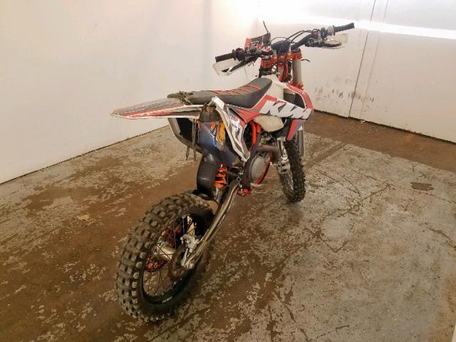 VBKEXK402HM397964 - 2017 KTM 450 EXC-F ORANGE photo 4