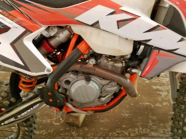 VBKEXK402HM397964 - 2017 KTM 450 EXC-F ORANGE photo 7