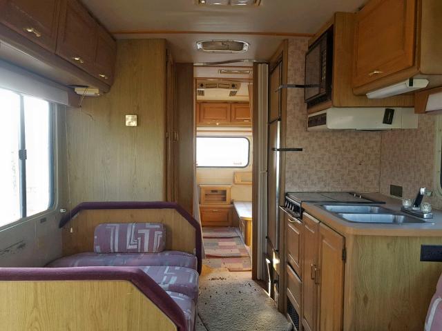 1GBKP37W7J3329458 - 1988 WINNEBAGO SUPERCHIEF BROWN photo 6