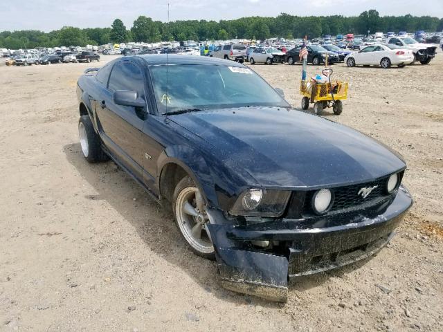 1ZVHT82H355252411 - 2005 FORD MUSTANG GT BLACK photo 1