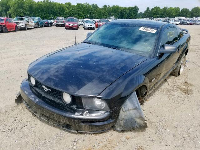 1ZVHT82H355252411 - 2005 FORD MUSTANG GT BLACK photo 2