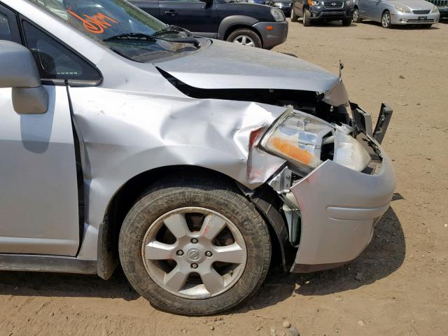 3N1BC13EX7L354590 - 2007 NISSAN VERSA S SILVER photo 9