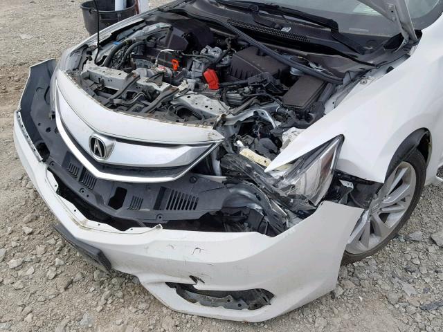 19UDE2F72GA004382 - 2016 ACURA ILX PREMIU WHITE photo 9