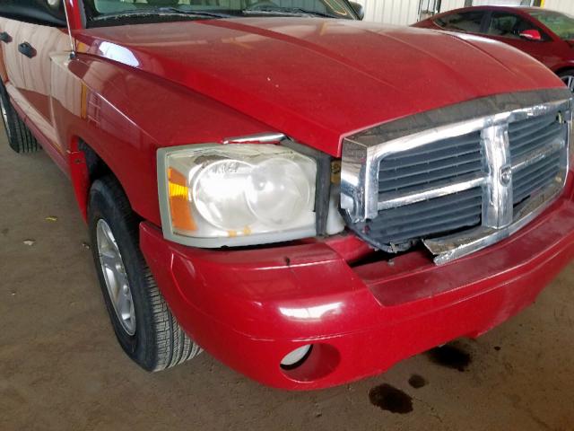 1D7HW48N25S238054 - 2005 DODGE DAKOTA QUA RED photo 9