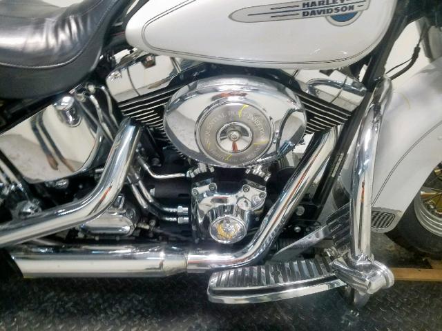 1HD1BWB154Y062572 - 2004 HARLEY-DAVIDSON FLSTCI WHITE photo 5