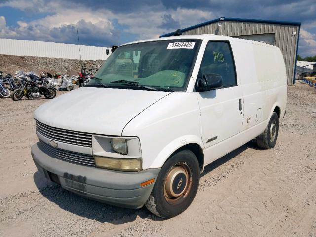 1GCDM19W3XB173710 - 1999 CHEVROLET ASTRO WHITE photo 2