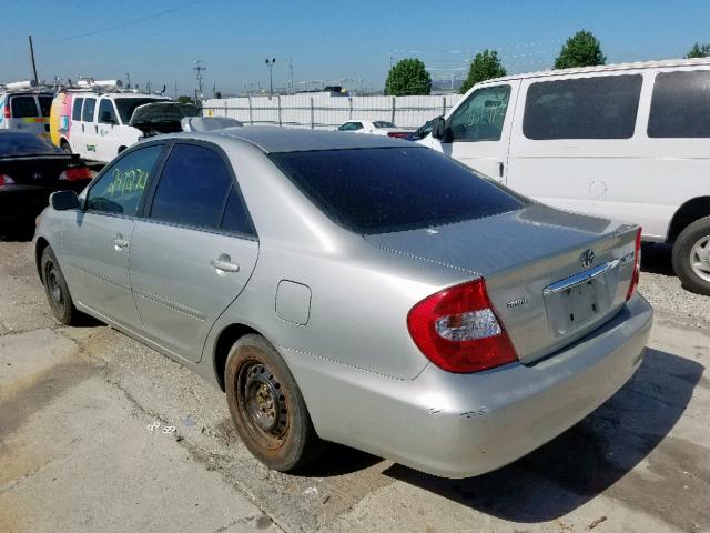 JTDBE32K030241376 - 2003 TOYOTA CAMRY LE SILVER photo 3