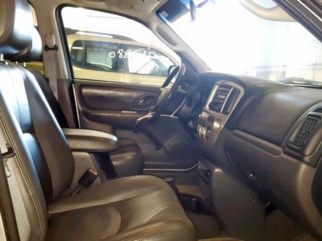 4F2CZ96174KM33011 - 2004 MAZDA TRIBUTE ES 银色 照片 5