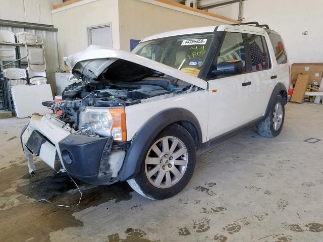 SALAE25476A364800 - 2006 LAND ROVER LR3 SE WHITE photo 2