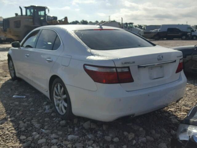 JTHGL46F375009960 - 2007 LEXUS LS 460L WHITE photo 3