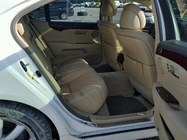 JTHGL46F375009960 - 2007 LEXUS LS 460L WHITE photo 6