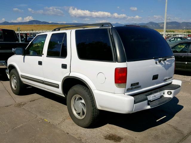 1GNDT13W4Y2273481 - 2000 CHEVROLET BLAZER WHITE photo 3