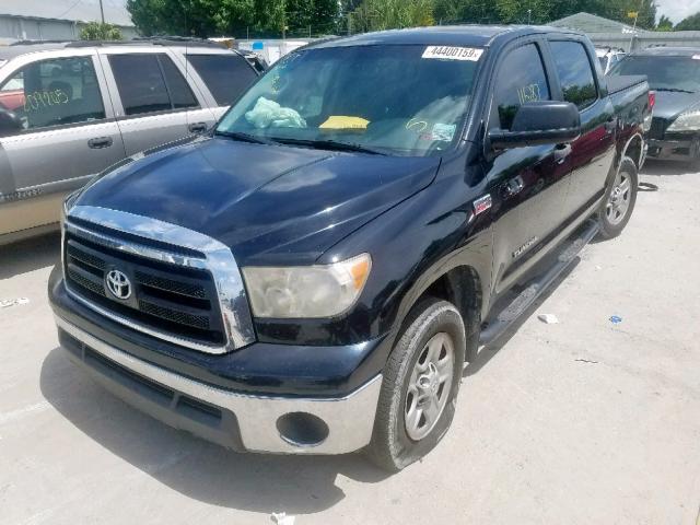 5TFEY5F19AX078796 - 2010 TOYOTA TUNDRA CRE BLACK photo 2