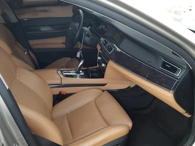 WBAKA8C5XBCY36392 - 2011 BMW ALPINA B7 ოქროსფერი ფოტო 5