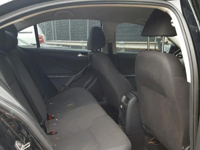 3VW2K7AJ8DM295626 - 2013 VOLKSWAGEN JETTA BASE Սև լուսանկար 6