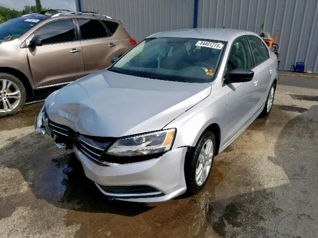 3VW2K7AJ4FM230940 - 2015 VOLKSWAGEN JETTA BASE SILVER photo 2