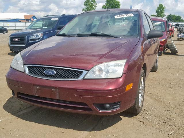 1FAHP34N57W316514 - 2007 FORD FOCUS ZX4 MAROON photo 9