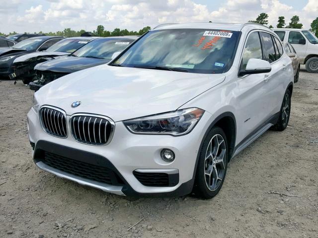 WBXHT3C37J5F93447 - 2018 BMW X1 XDRIVE2 WHITE photo 2