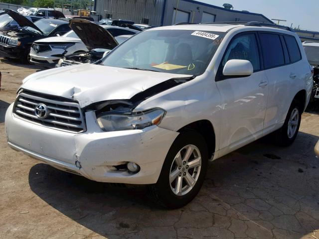 5TDKK3EH3AS012600 - 2010 TOYOTA HIGHLANDER WHITE photo 2