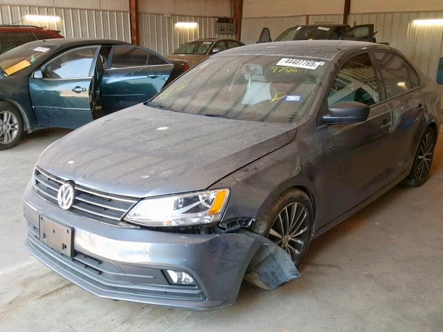 3VWD17AJXGM339786 - 2016 VOLKSWAGEN JETTA SPOR GRAY photo 2